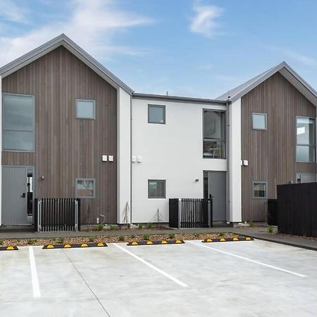 Hop, Skip, Jump To The City ! Christchurch Bagian luar foto